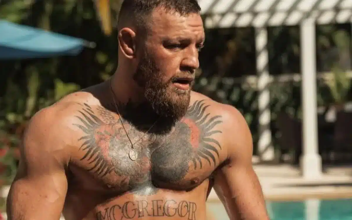 Conor McGregor retorno UFC Chandler peso-médio