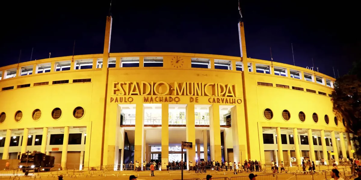 Mercado Livre Arena Pacaembu se prepara para receber grandes times do futebol brasileiro e atrair torcedores de todo o Brasil.