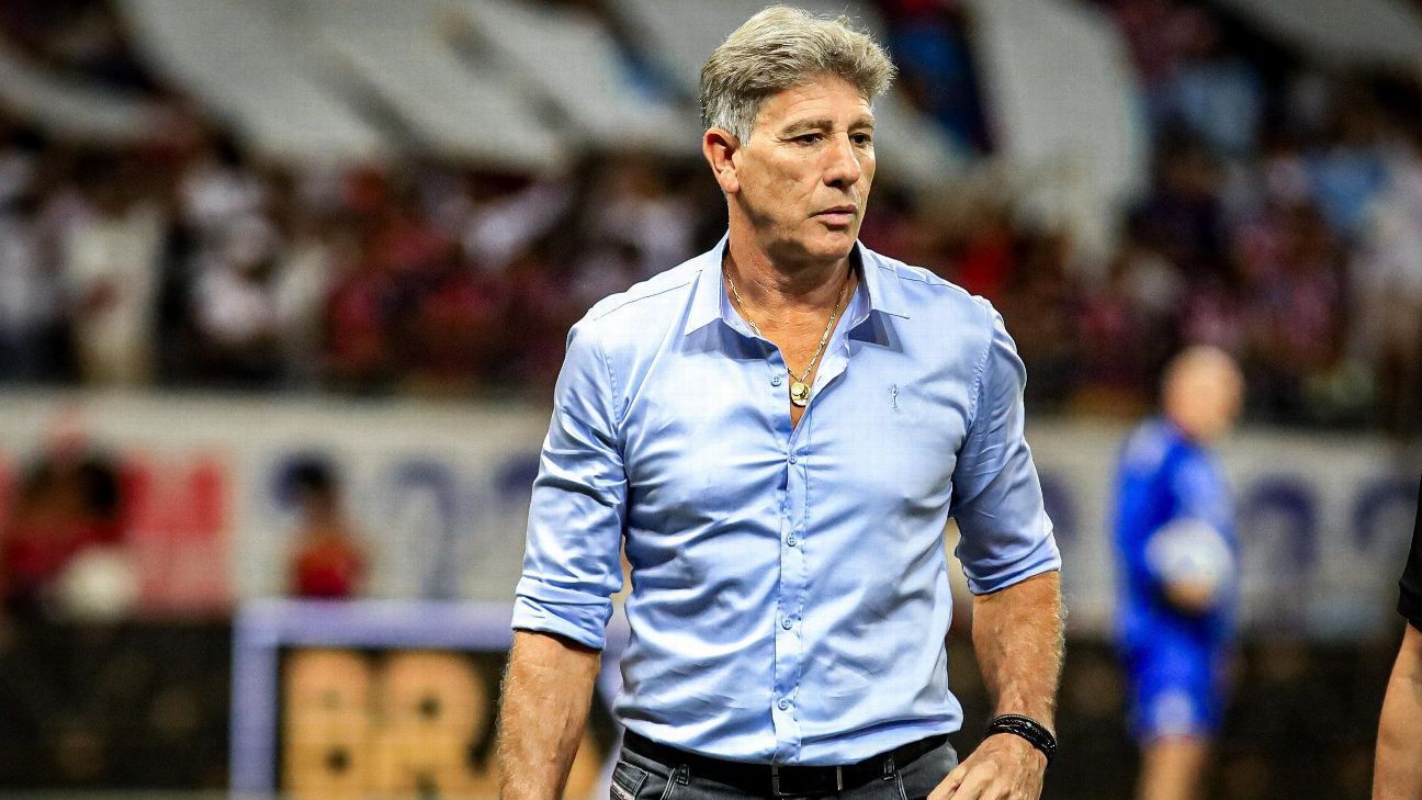 Grêmio denuncia interferência externa em expulsão contestada e aciona STJD para investigação no Brasileirão.