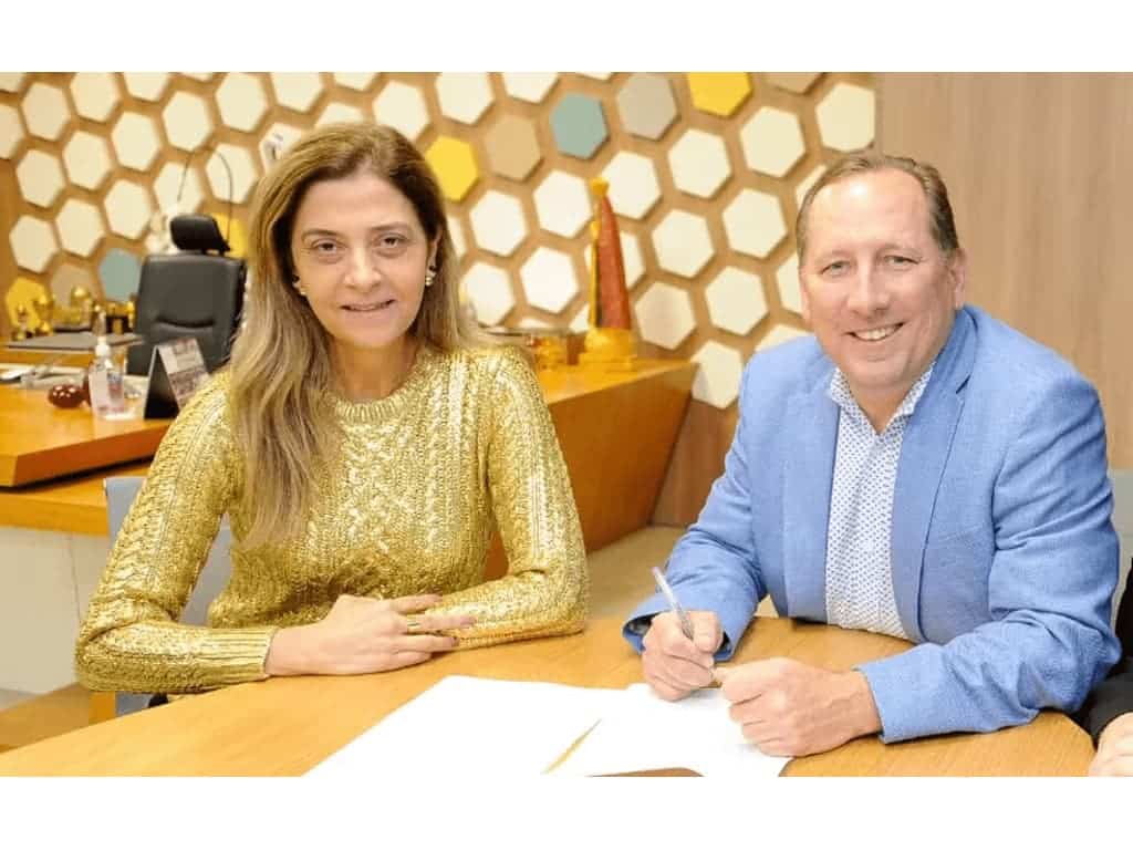 Leila Pereira Chama John Textor de 'Idiota' em meio a acusações de aanipulação de resultados