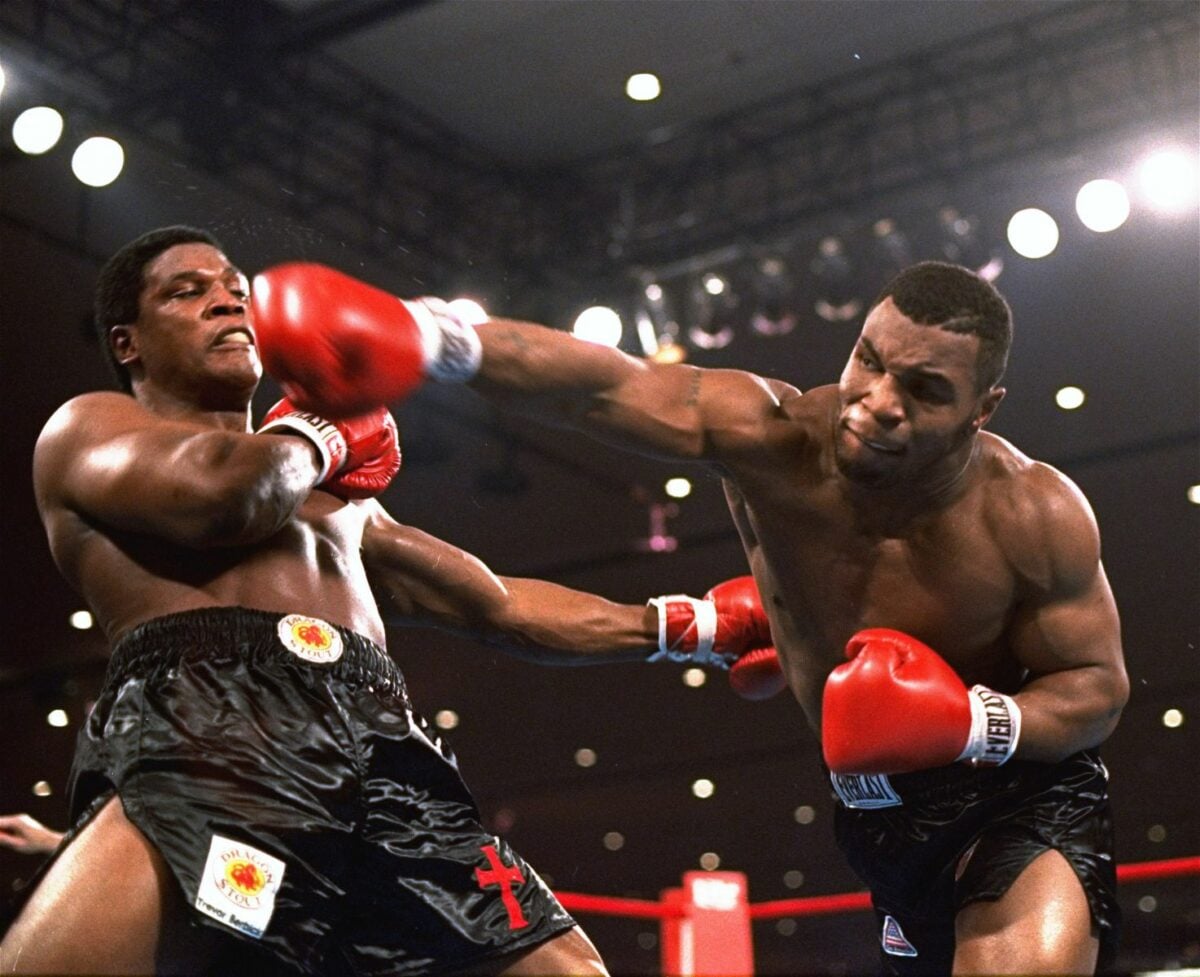 Confira as cinco lutas mais memoráveis da carreira de Mike Tyson, repletas de vitórias épicas e momentos surpreendentes.