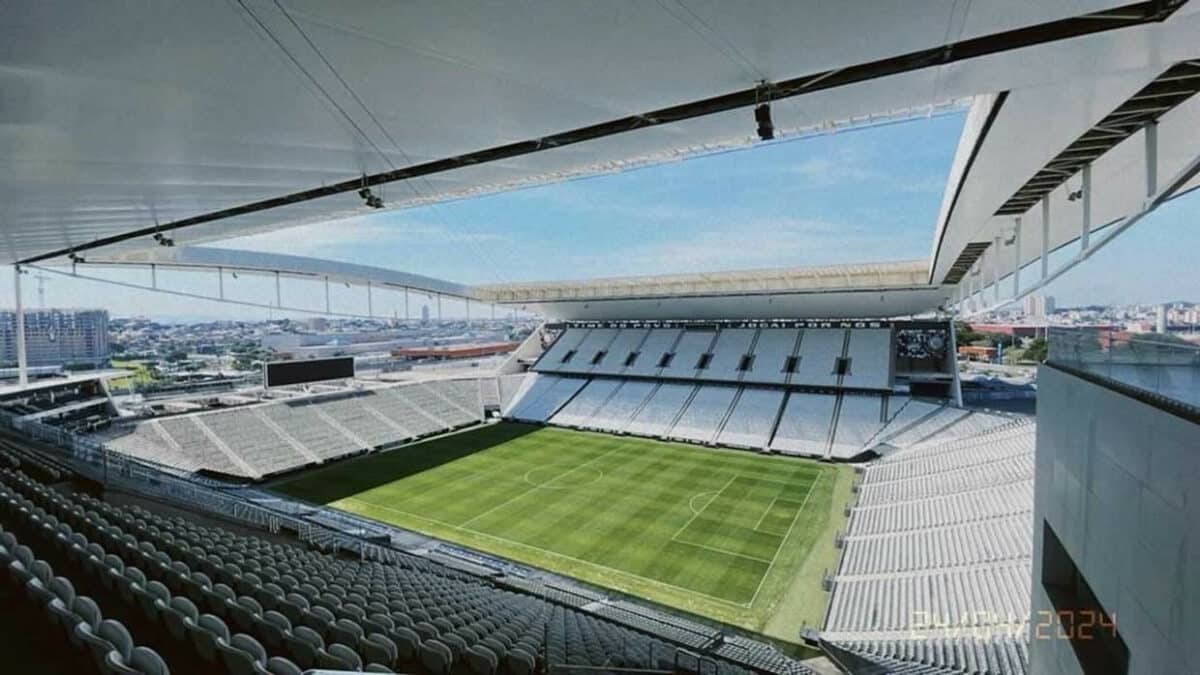 O Corinthians está em busca de novas formas de alavancar suas finanças e encontrou uma oportunidade nos Naming Rights da Neo Química Arena e do CT Dr. Joaquim Grava.