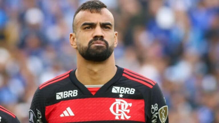 Fabrício Bruno pondera proposta do West Ham enquanto clube inglês oferece €15 milhões.Flamengo respeita decisão do jogador.
