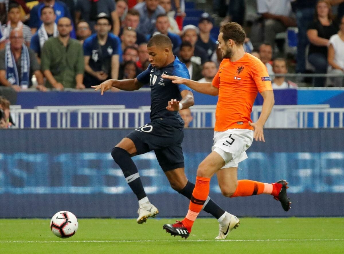 Saiba onde assistir ao jogo de hoje entre França x Holanda. Encontre os melhores palpites para apostar no jogo, escalações e resultado final.
