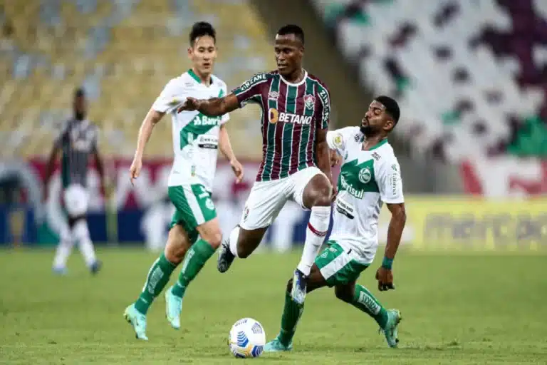 Saiba onde assistir ao jogo de hoje entre Juventude e Fluminense. Encontre os melhores palpites para apostar no jogo, escalações e resultado final.