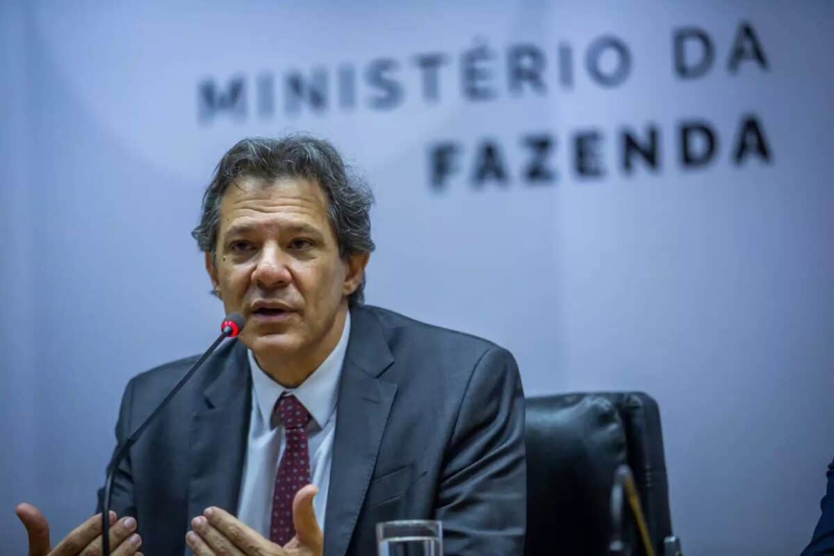 Haddad se une a Irajá em apoio à legalização dos cassinos no Brasil