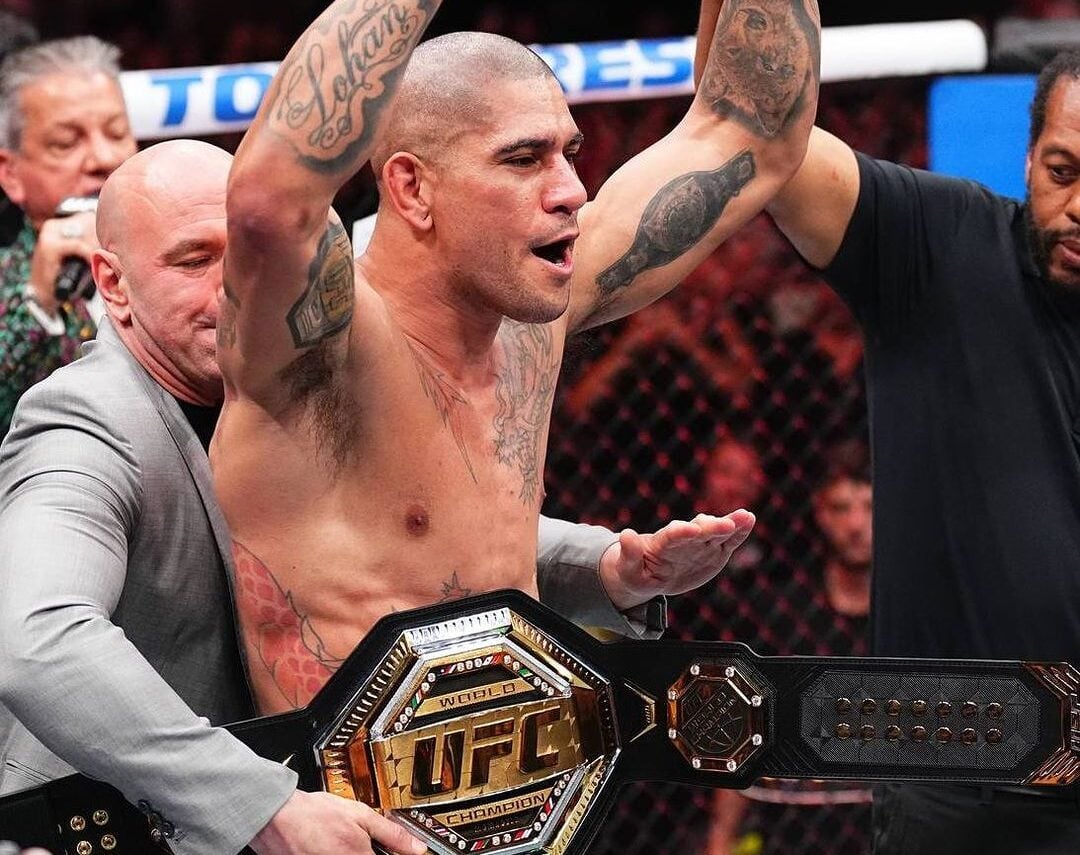 UFC - Dana White compensou Alex 'Poatan' Pereira com bônus de R$ 1,7 Milhão pela sua performance no UFC 303.