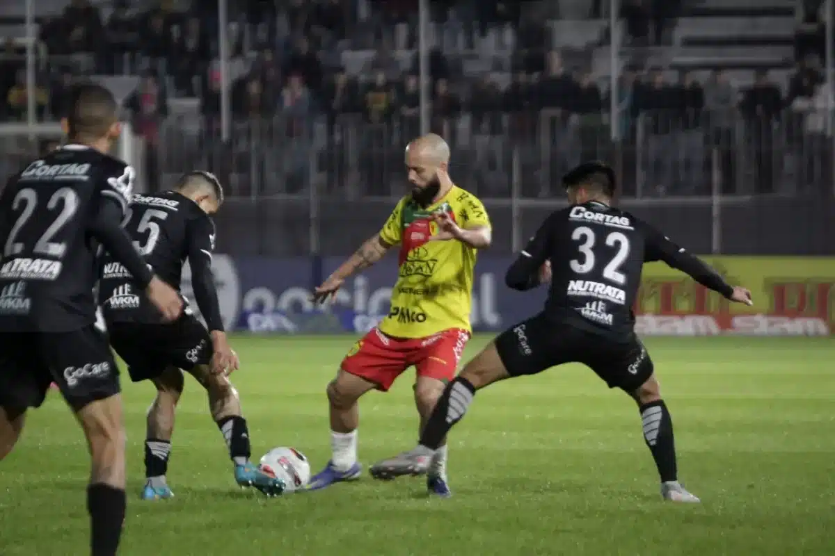 Brusque x Ponte Preta: palpites, onde assistir e escalações – Campeonato Brasileiro Série B (05/07)