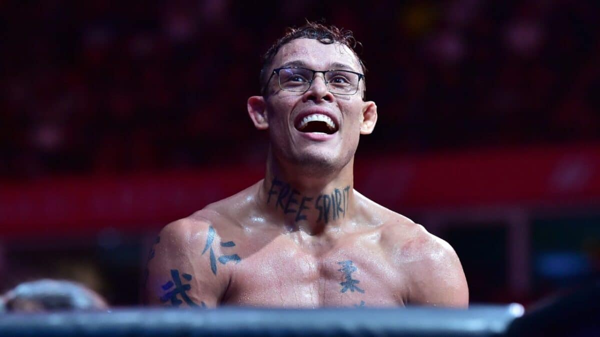 UFC - Caio Borralho brilha no UFC, vence Cannonier, entra no top-5 e recebe elogios de Dana White por seu oportunismo.