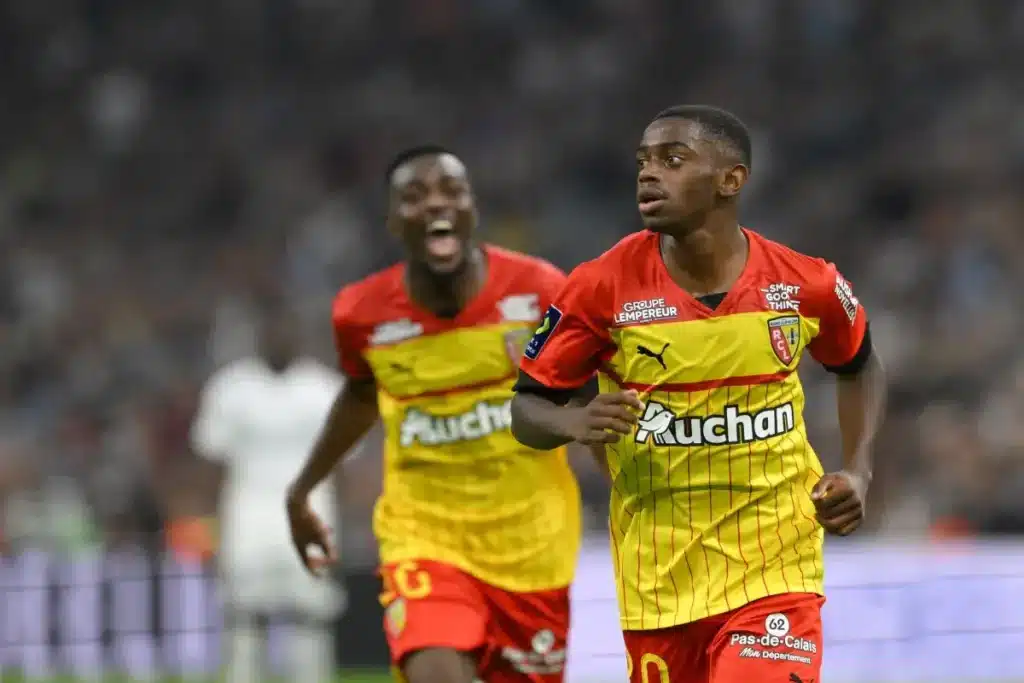 Lens x Lyon: palpites, onde assistir e escalações – Ligue 1 (15/09)