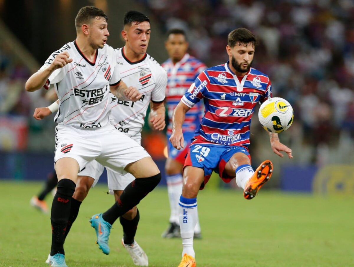 Athletico-PR e Fortaleza jogam pela 26ª rodada do Brasileirão.