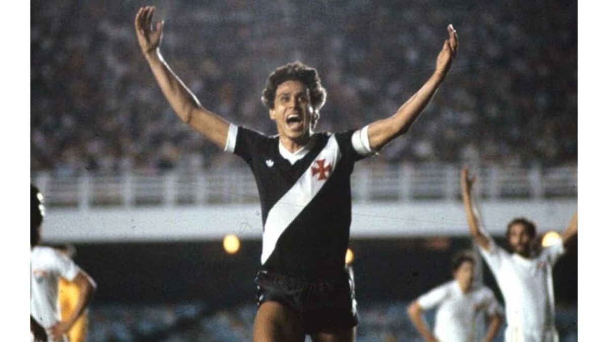 Roberto Dinamite.