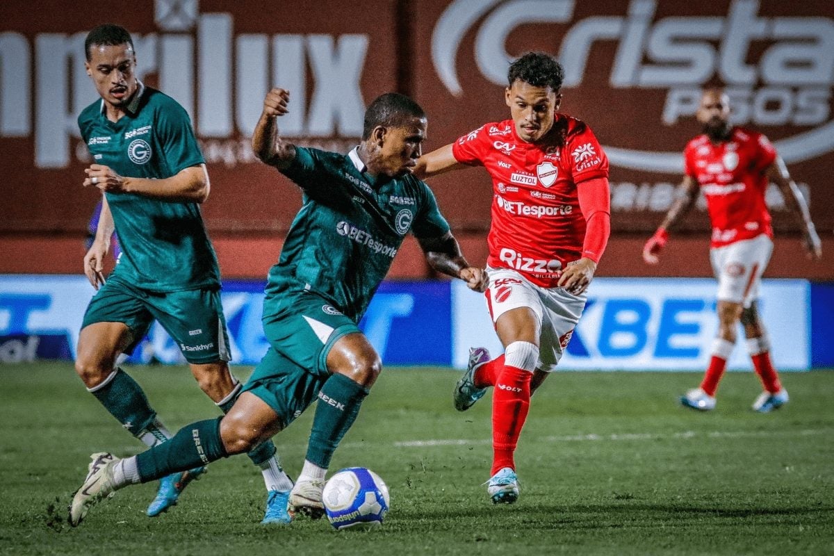 Goiás e Vila Nova se enfrentam pela 31ª da Série B.